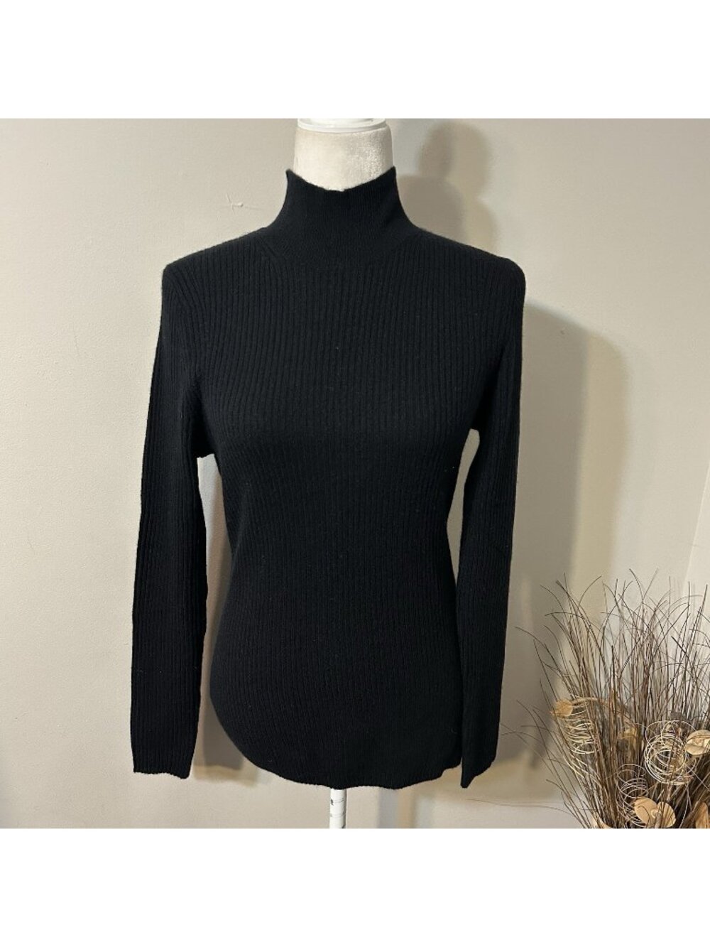 NWT Alex Marie Women 100% Cashmere Black Mock Neck Knit Ribbed Sweater Sz M Flaw